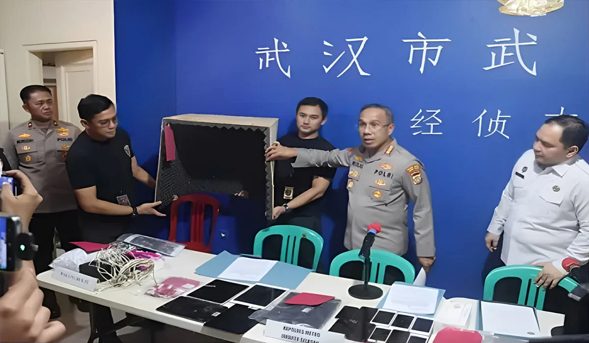Buntut Tak Bayar Iuran, Jaringan Scammer WN China di Jaksel Terungkap