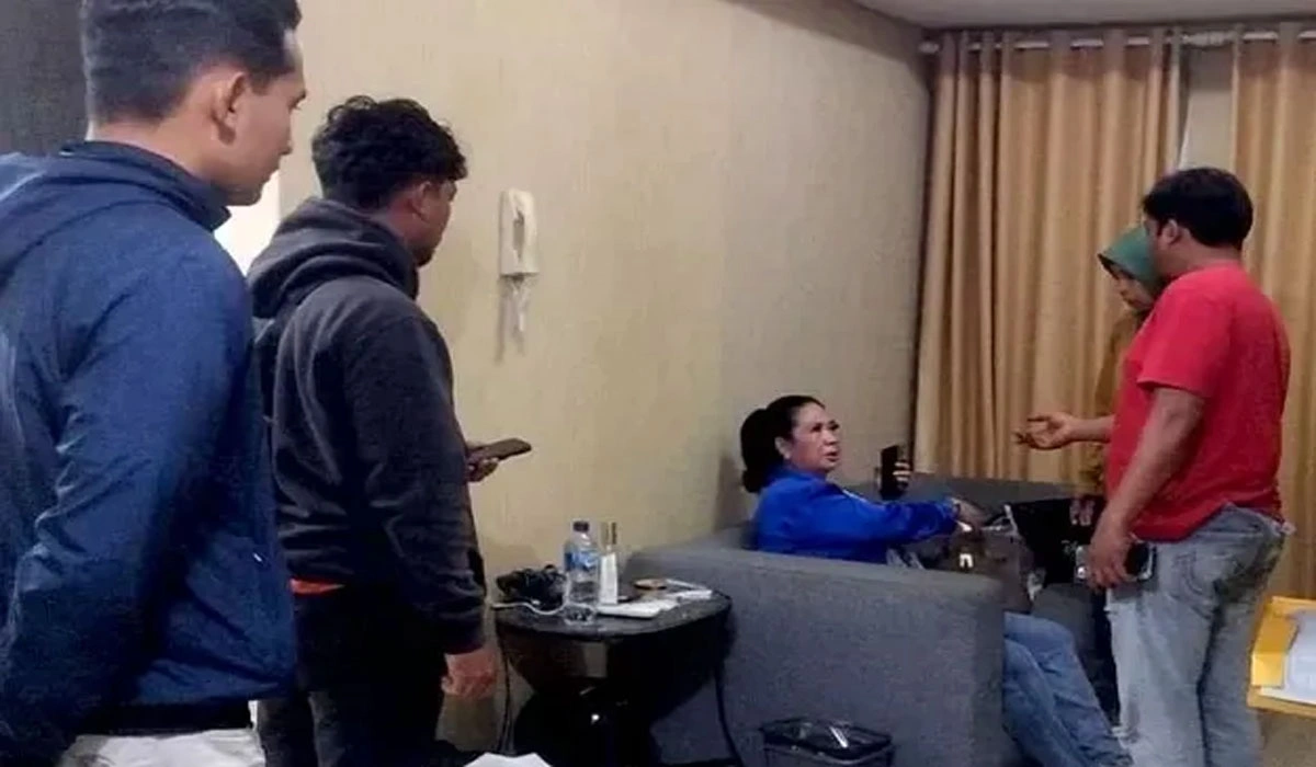 Pura-Pura Jadi Pembeli, Wanita Curi Kalung Berlian Rp 50 Juta di Mal Jakut