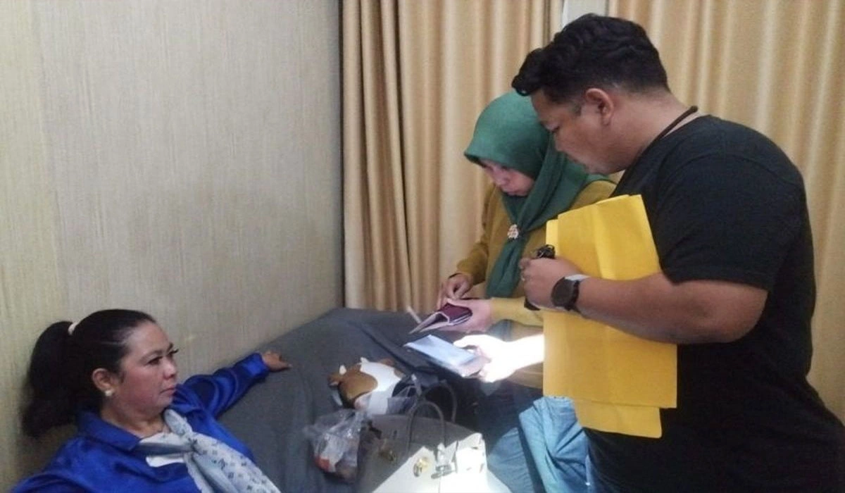 Pura-Pura Jadi Pembeli, Wanita Curi Kalung Berlian Rp 50 Juta di Mal Jakut