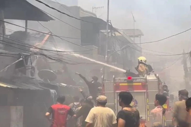 Kebakaran Tamansari Hanguskan Puluhan Rumah Warga