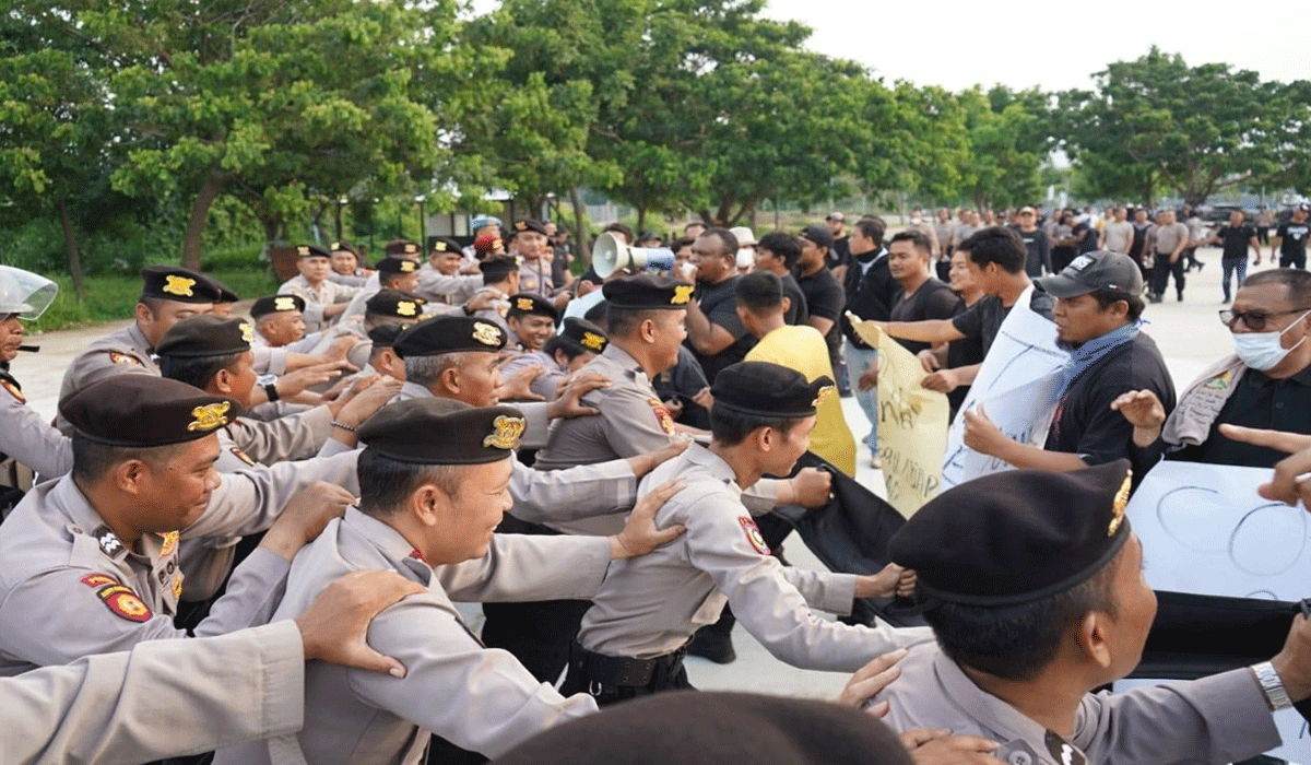 Polres-Jakut-Gelar-Simulasi-Tanggap-Darurat-Unjuk-Rasa-di-JIS