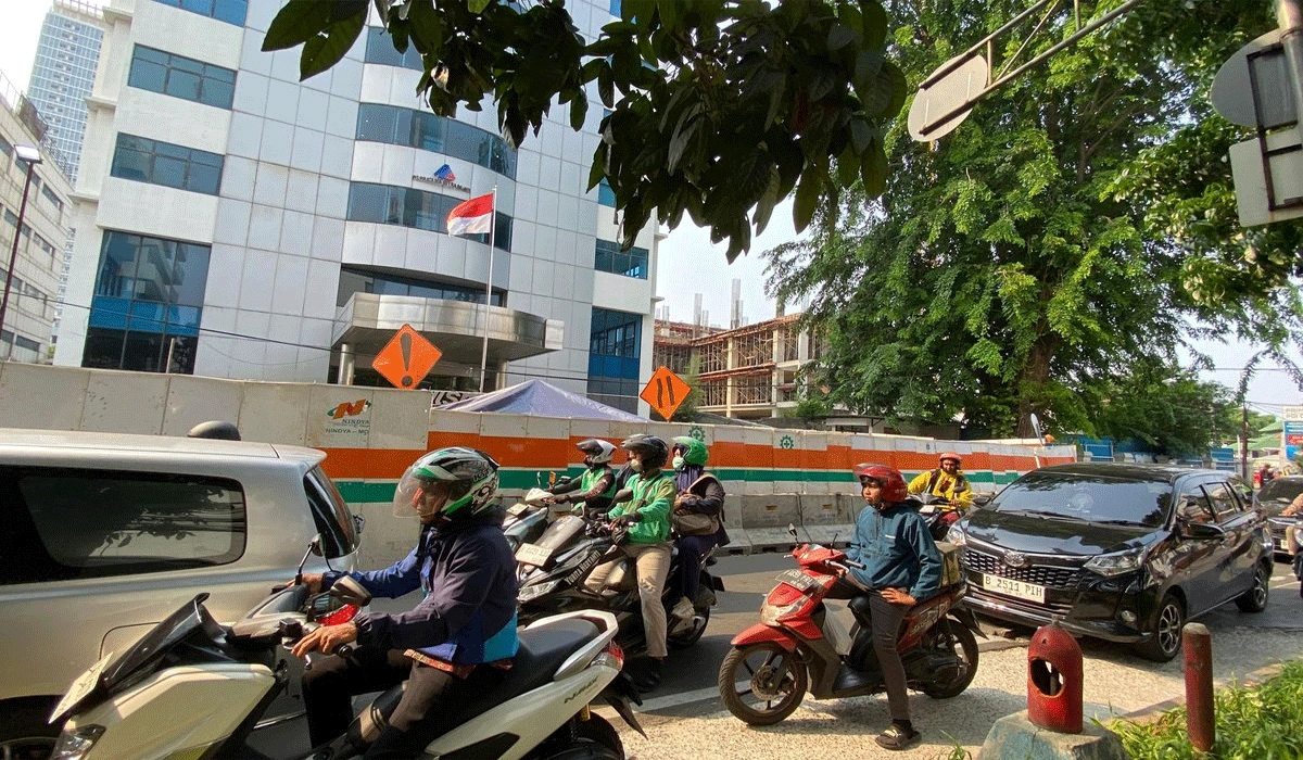 Proyek Galian Bikin Cikini Lumpuh, Dinas SDA Sampaikan Permintaan Maaf