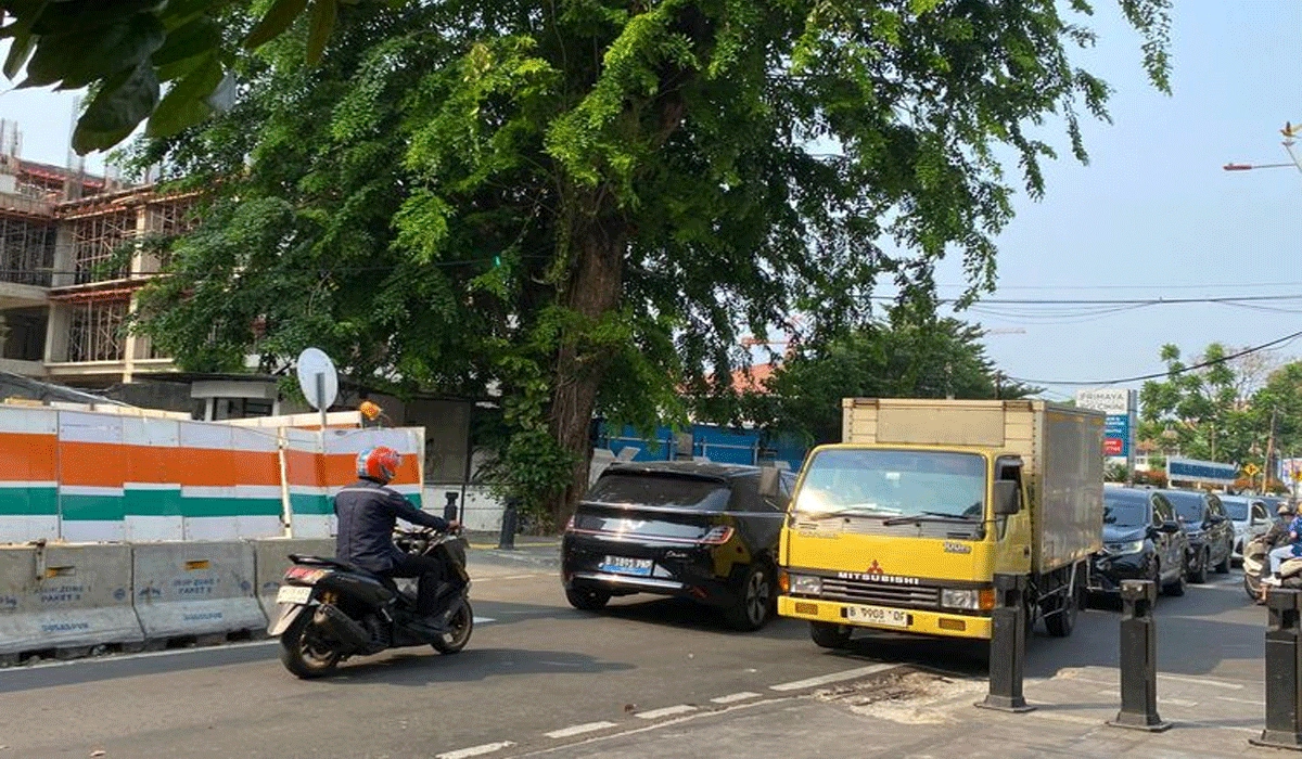 Proyek Galian Bikin Cikini Lumpuh, Dinas SDA Sampaikan Permintaan Maaf