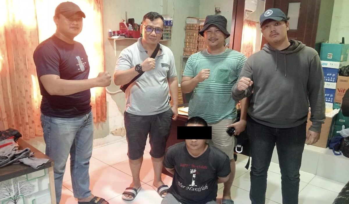Pelaku-Penusukan-di-Jakpus-Ditangkap-Saat-Hendak-Melarikan-Diri-ke-Bogor