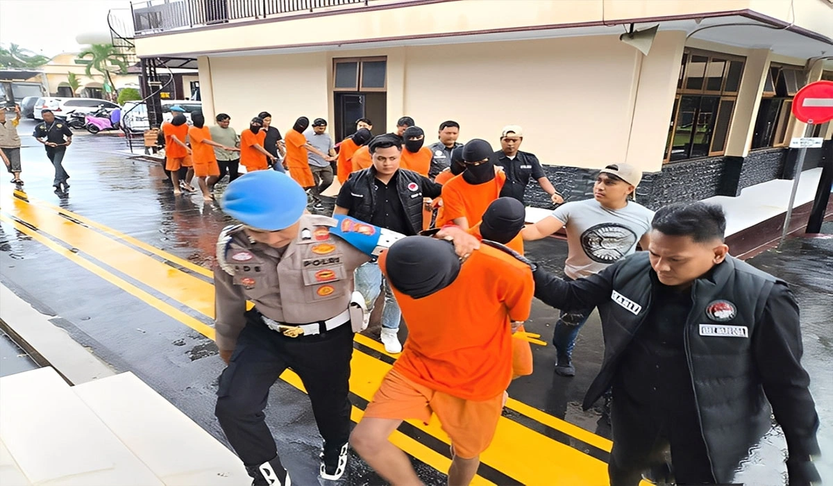 Polisi Bongkar Peredaran Narkoba di Kuningan Jakarta, 17 Orang Ditangkap