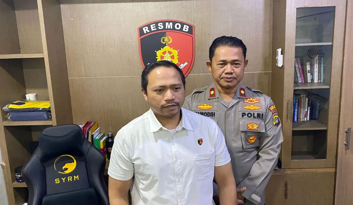 polisi tangkap pria licik yang tipu korban hingga rp160 juta di muara angke jakut